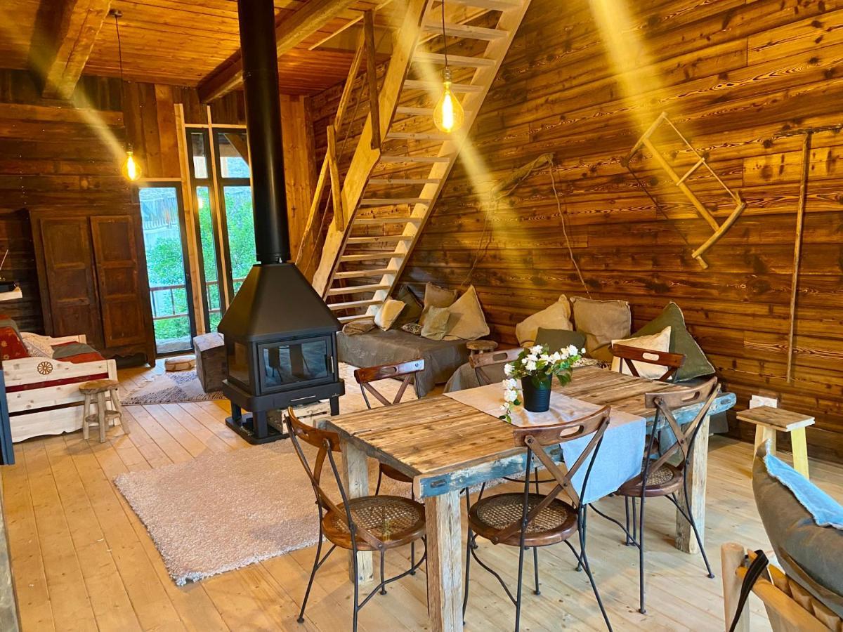Authentique Grange Savoyarde Villa Albiez-Montrond Eksteriør billede